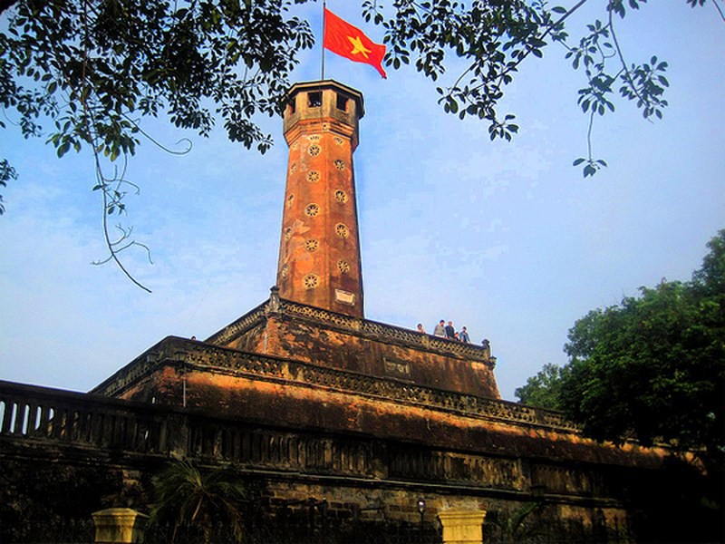 Hình ảnh cột cờ Hà Nội