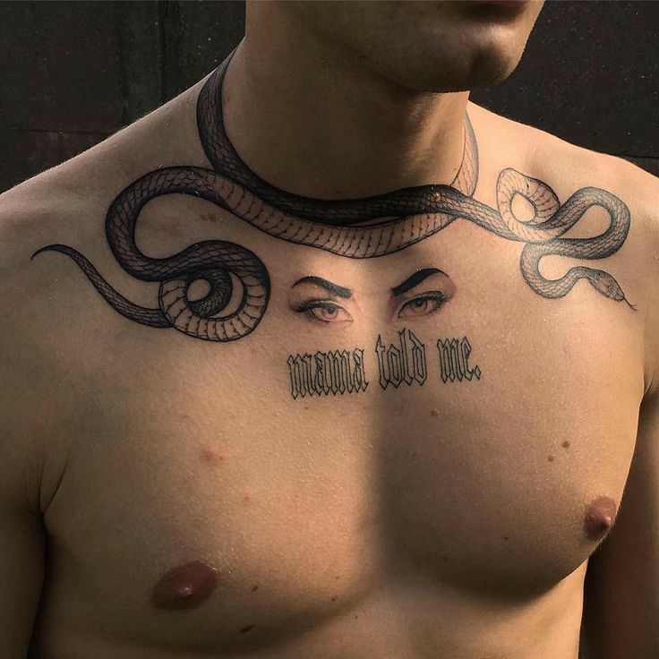 Tattoo rắn quấn xương quai xanh cực ngầu