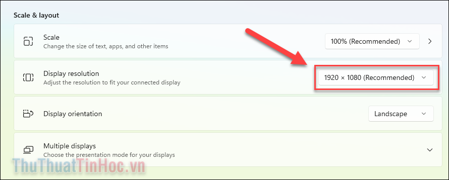 Chọn Display Resolution và đặt độ phân giải theo mức Windows đề xuất