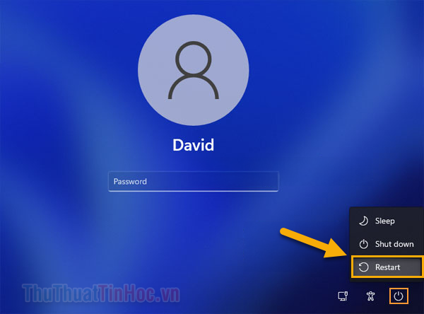 Giữ phím Shift trong khi bấm vào biểu tượng Nguồn rồi chọn Restart