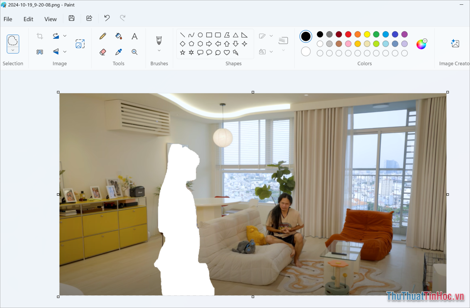 Nhấn phím Del trên bàn phím để thực hiện xóa