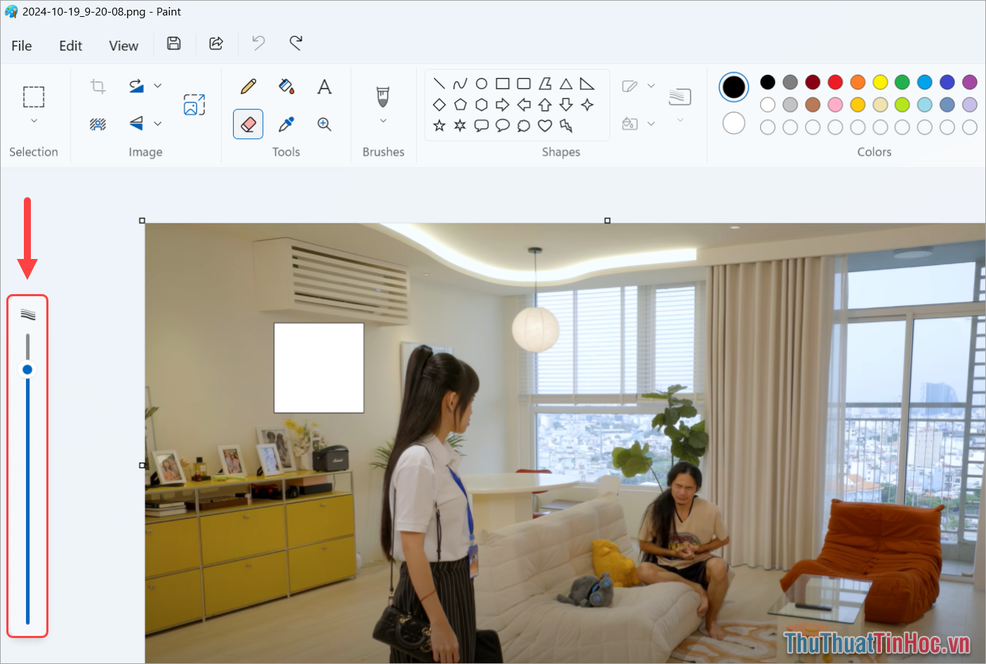 Paint sẽ xuất hiện thanh điều chỉnh kích thước nằm bên tay