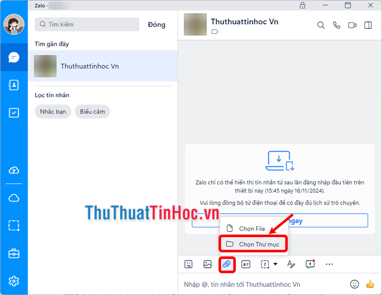 Xuất hiện khung chat, chọn biểu tượng đính kèm file → Thư mục Xuất hiện khung chat, chọn biểu tượng đính kèm file → Thư mục