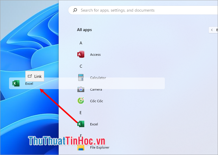 Nhấn và giữ chuột trái, rồi kéo ra màn hình desktop để tạo shortcut