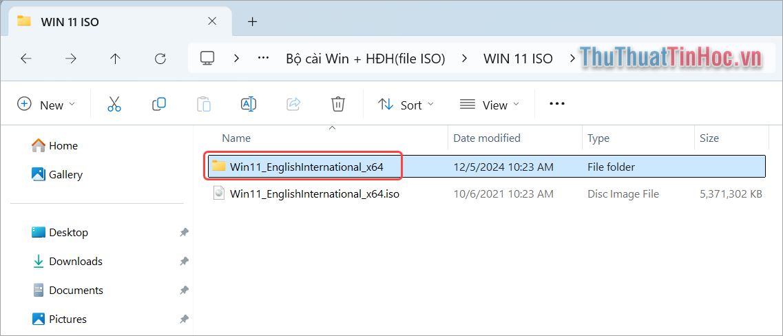 Giải nén thành công, sẽ xuất hiện một thư mục có tên giống với file ISO