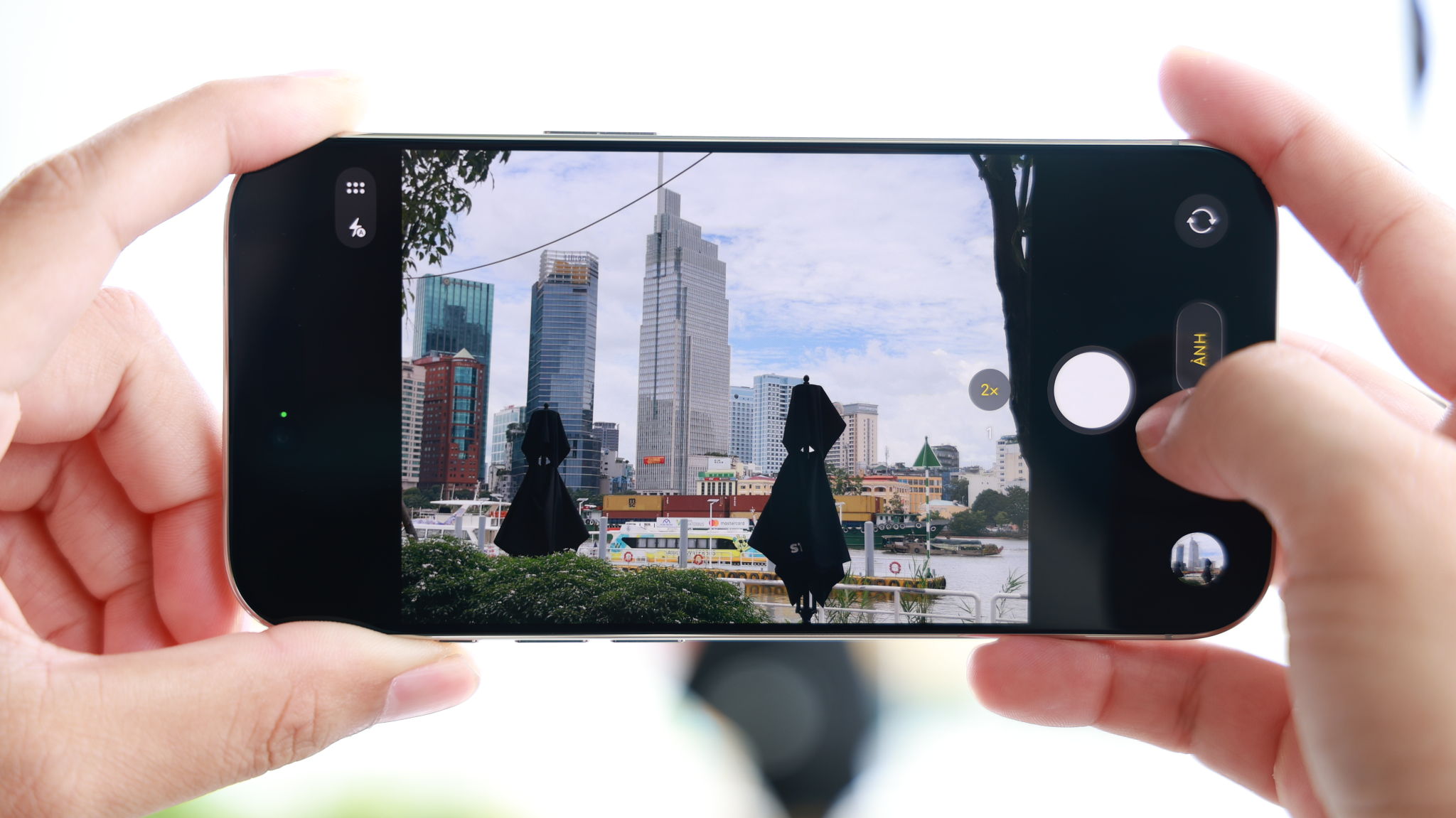 Câu hỏi thường gặp về camera selfie iPhone 17 Câu hỏi thường gặp về camera selfie iPhone 17