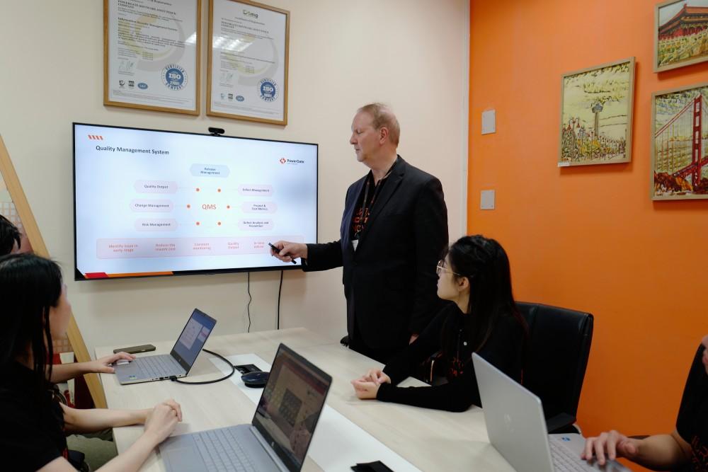 PowerGate Software là một trong những công ty phát triển phần mềm uy tín hiện nay với đội ngũ chuyên gia đến từ Úc, Mỹ