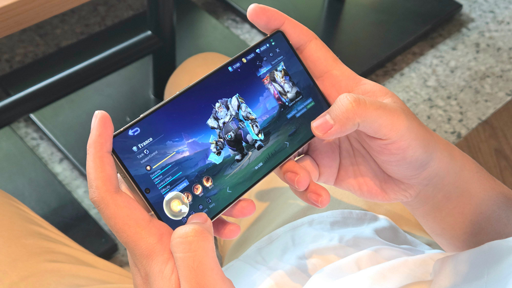 Thời lượng pin ổn định cho mọi trải nghiệm thêm hoàn hảo